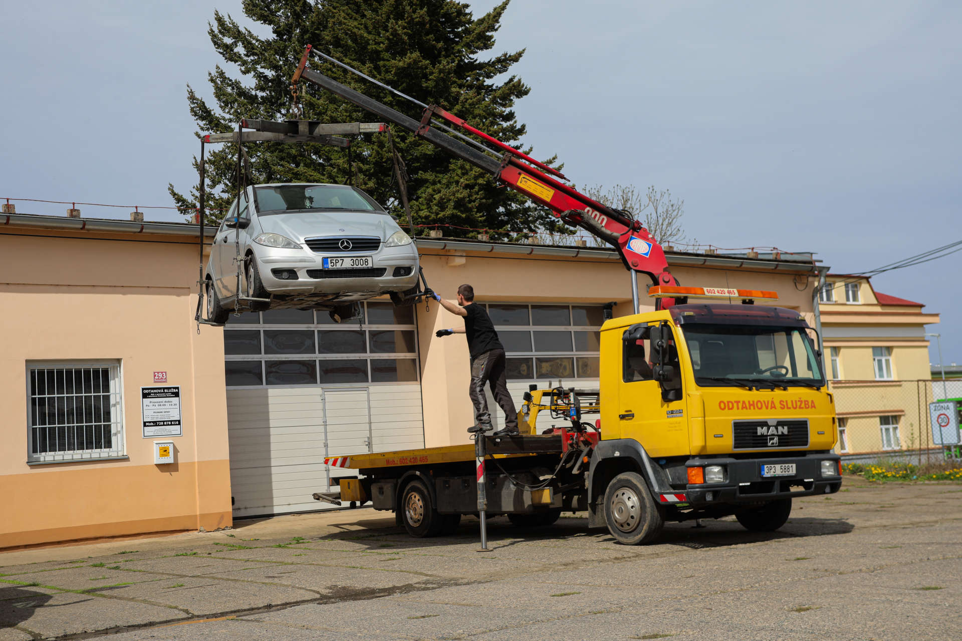 Fotografie z provozu odtahové služby 18