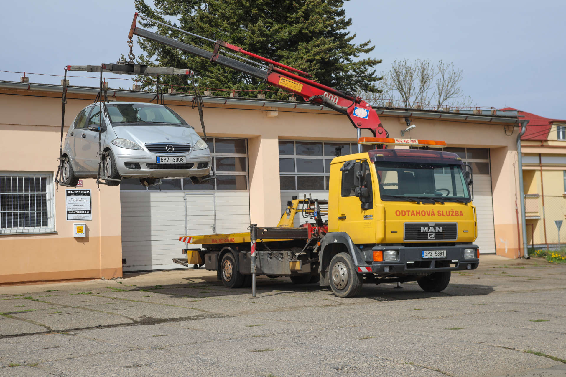 Fotografie z provozu odtahové služby 20